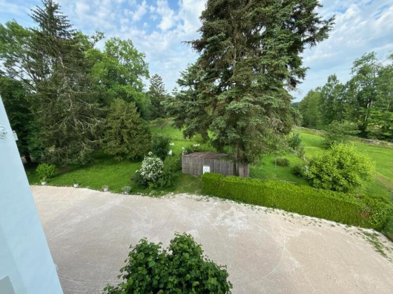 Logis Hotel & Restaurant Le Parcey Exterior foto